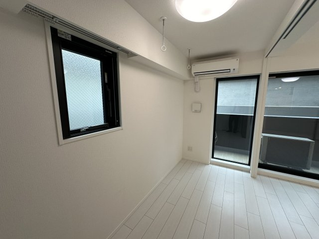 ＧＲＡＮ ＰＡＳＥＯ三宿の内装|明るい室内です