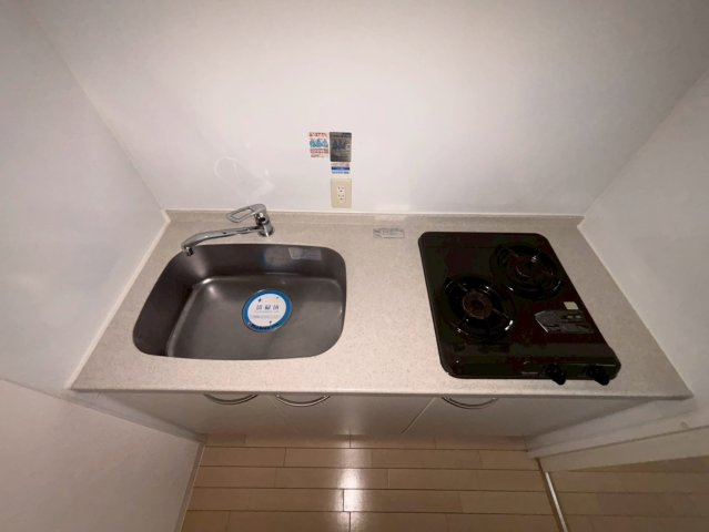 ドゥーエ谷町のキッチン