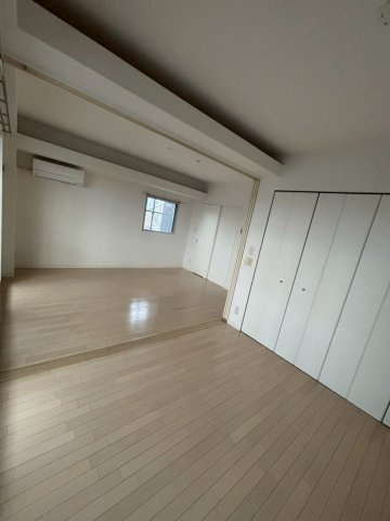 ドゥーエ谷町の内装