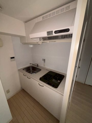 ドゥーエ谷町のキッチン