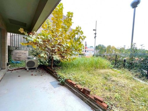 シティパル武蔵野の庭|テラスとお庭があるのでお子様の遊び場にもなりますね。