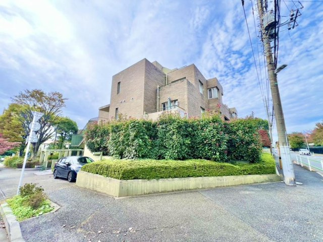 シティパル武蔵野の外観|安心のSRC造5階建てマンションです