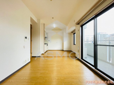 【居間・リビング】 | フォルム城東中央 | ※同物件　別間取り　参考写真