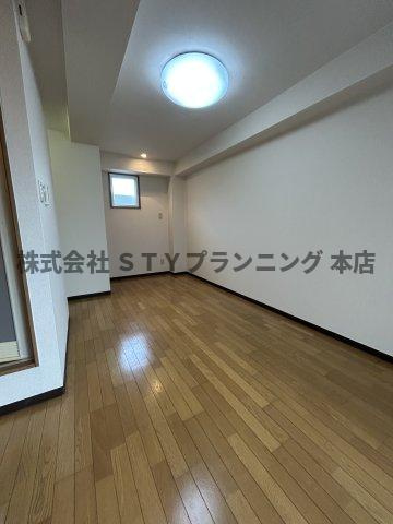 仲介手数料０円！大久手HOUSEの居間・リビング