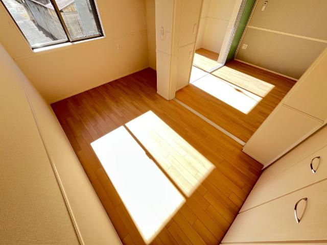 ライブコア佐野の内装|南洋室