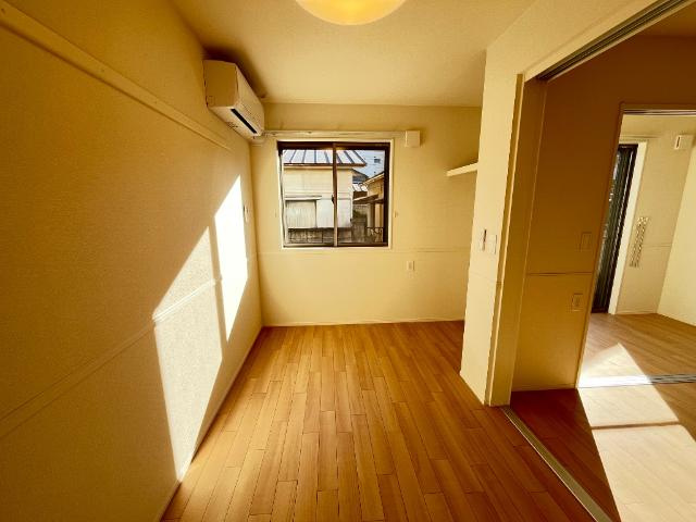 ライブコア佐野の内装|洋室