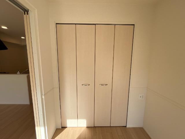 ライブコア佐野の収納|洋室クローゼット