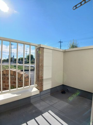 メープル　アベニューのバルコニー