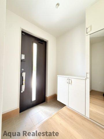 高松市三条町新築戸建の玄関|毎日通る玄関はこちらです