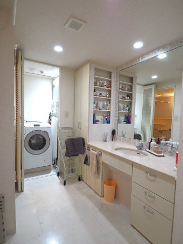 マイキャッスル湘南サン・ヴェローナ壱番館　5階の独立洗面台