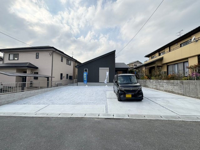 SUN COURTーサンコート－小倉南区葛原本町5丁目【小倉南区　新築戸建て】の外観|飽きのこない外観が魅力♪【小倉南区　新築戸建て】