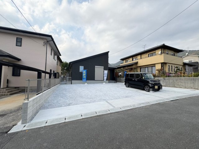 SUN COURTーサンコート－小倉南区葛原本町5丁目【小倉南区　新築戸建て】の駐車場|駐車スペースは可能♪【小倉南区　新築戸建て】