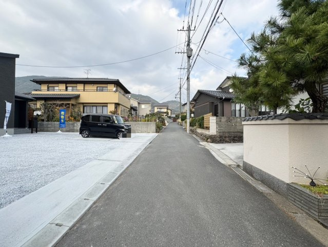 SUN COURTーサンコート－小倉南区葛原本町5丁目【小倉南区　新築戸建て】の前面道路含む現地写真|現地撮影　2025,12,8　サンコート 小倉南区葛原本町5丁目8号地