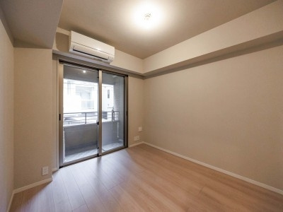 ミリアレジデンス乃木坂の洋室