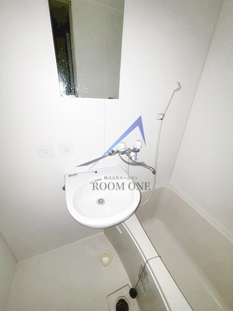 渡辺ビルの洗面所|洗面台です。
