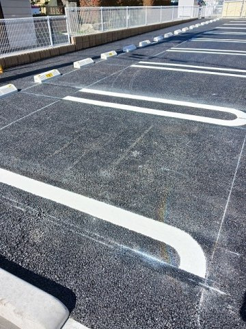 ティールの駐車場