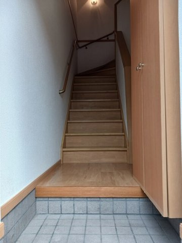 サニーフォレストの玄関