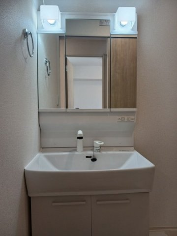 カーサエテルノＣの洗面所