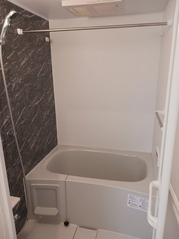 カーサエテルノＣの浴室