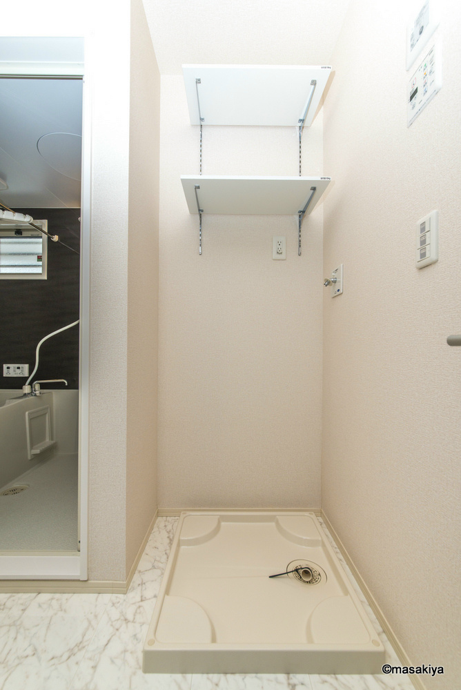 セジュール・アルスの洗面所|室内洗濯機置き場