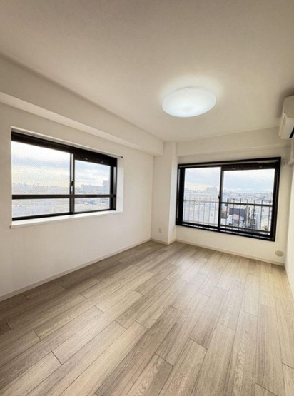 【洋室】 | シティハイツ大山 | 一日の疲れをいやしてくれる寝室。時を忘れて過ごす場所として過ごせるお部屋。