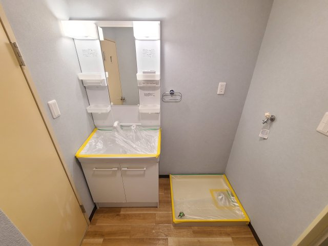 ゴールドマンション小熊ＰＡＲＴ１の洗面所|★シャワードレッサー＆室内洗濯機置場あり★