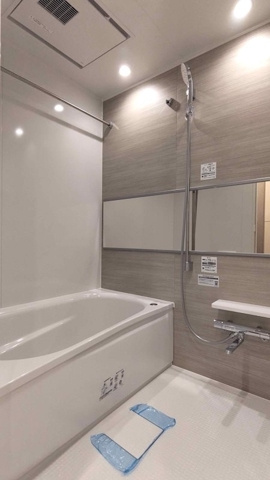 レジディア西麻布の浴室