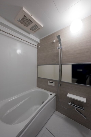 レジディア六本木檜町公園の浴室