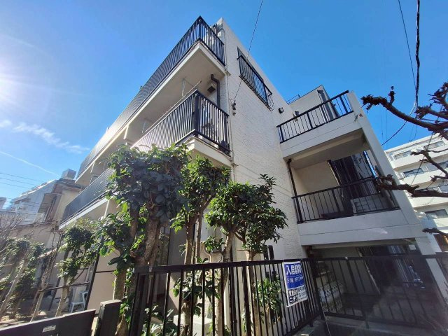 シュロス新井の外観|★新井あいロード商店街至近の鉄筋コンクリート造マンション★