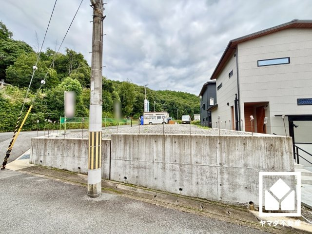 伏見区日野奥出の前面道路含む現地写真