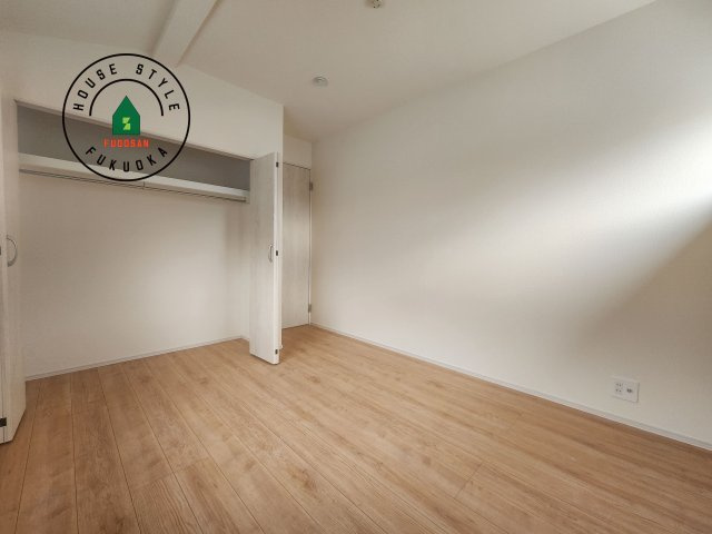 福岡市西区横浜1丁目第1-6棟（3号棟）の子供部屋|穏やかな光が差し込む室内には、穏やかな時間が流れます。