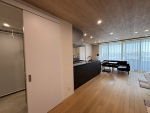 【居間・リビング】