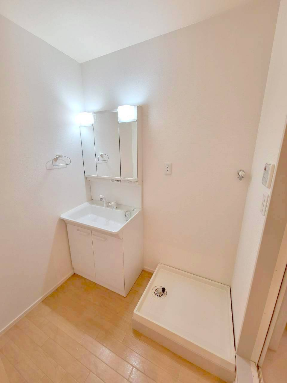 メゾングレイスの洗面所|★朝の身支度に便利なシャンプードレッサー★