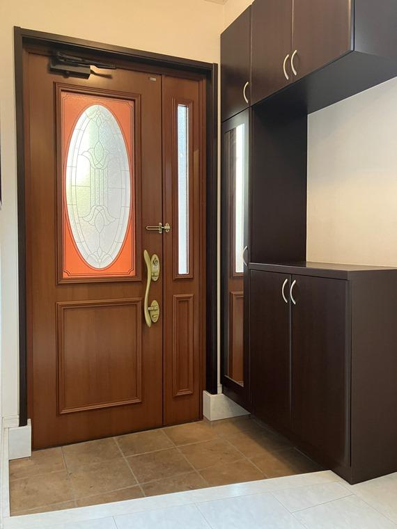 松戸新田戸建の玄関