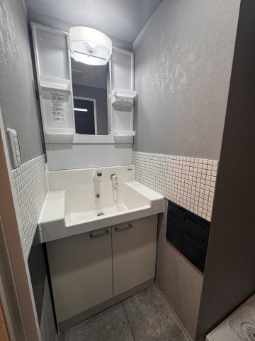 Polarisの独立洗面台