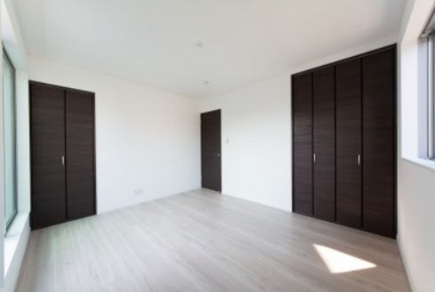 藤沢市天神町3丁目新築戸建て　2期1号棟の洋室|洋室施工例