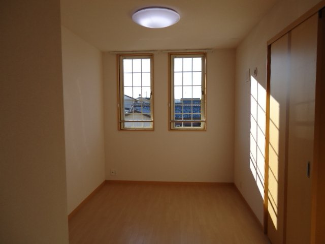 なでしこの内装|南側洋室