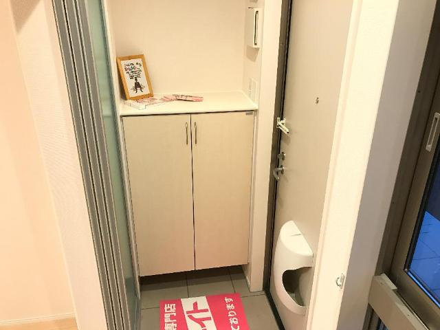 ヴィエナの玄関|玄関