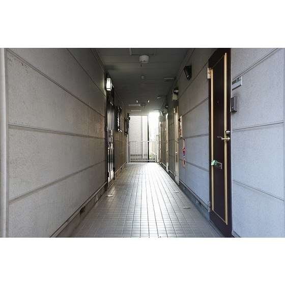 ＣＲＡＤＬＥの外観|共用部廊下