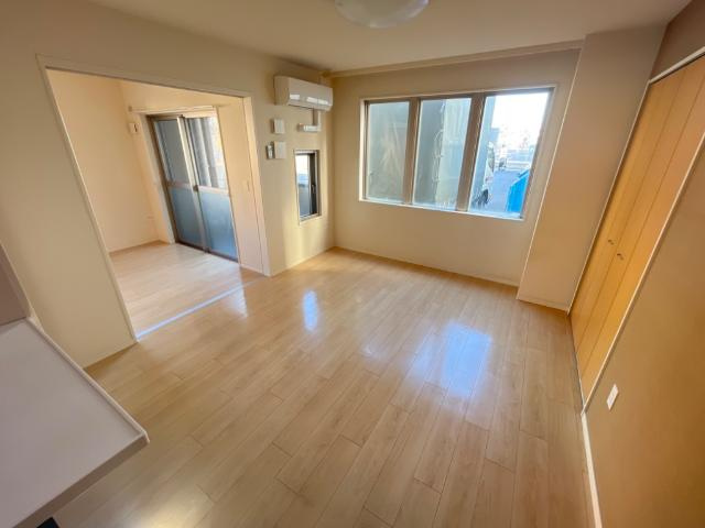 CASA　RIVIERA（カーサ　リヴィエラ）の居間・リビング|リビング