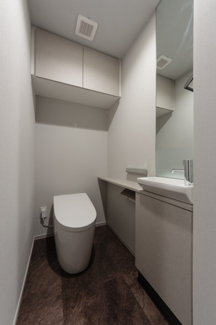 Ｌｅ　ＵｎＤｅｕｘ南青山のトイレ|※写真は同タイプ住戸です。