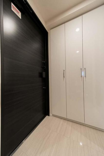 パークアクシス赤坂見附の玄関|※写真は同タイプ住戸です。