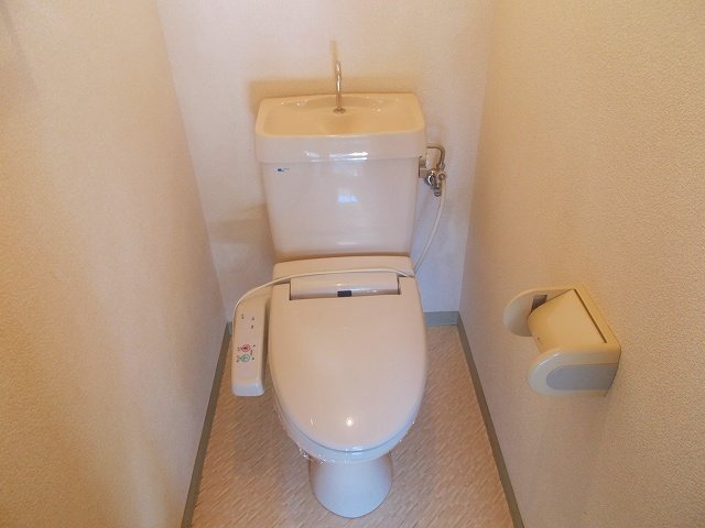 サンドールのトイレ|ゆったりとした空間のトイレです