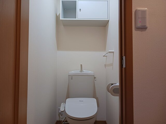 クロシェットⅢのトイレ|清潔感のあるトイレです