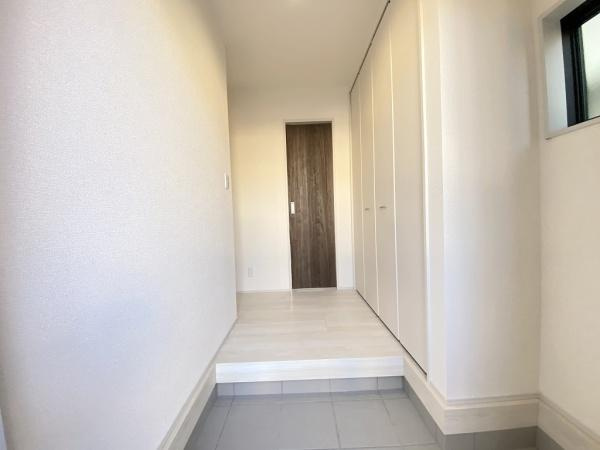 【玄関】 | 西区玉津町高津橋　新築戸建　1号棟