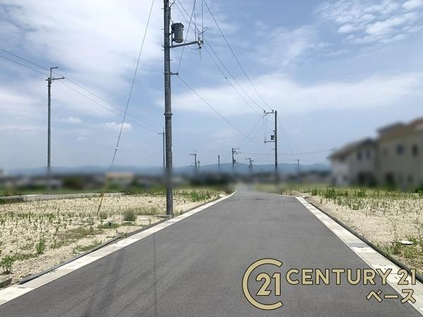 北葛城郡広陵町大字大野の売地の前面道路含む現地写真|■現地撮影写真■落ち着いた雰囲気の閑静な住宅地内です！