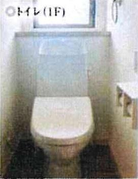 岡崎市上地5丁目・GRAFARE REVSE HOUSEのトイレ|暖房便座＆ウォシュレット付き