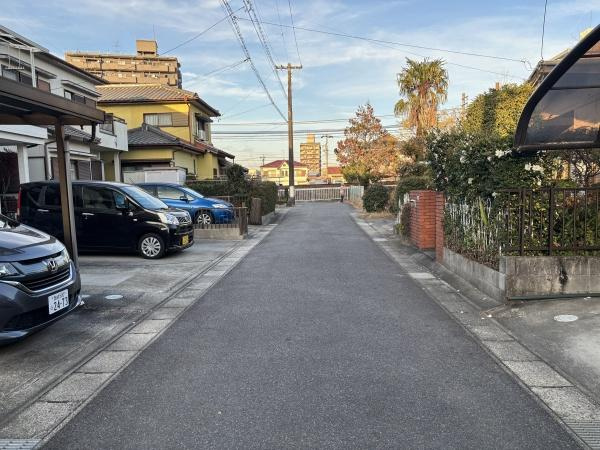 岡崎市矢作町西林寺・中古戸建の前面道路含む現地写真|前面道路です。