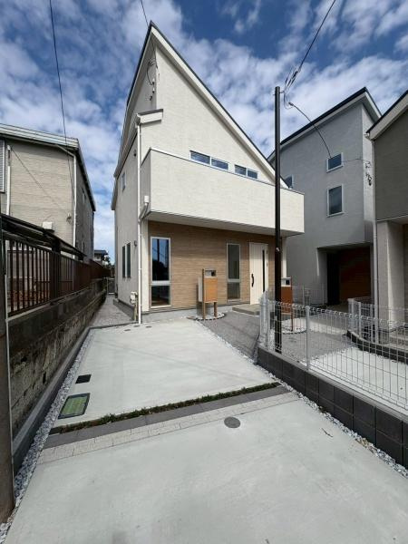 横浜市瀬谷区瀬谷１丁目の新築一戸建の外観|スタイリッシュな外観です！