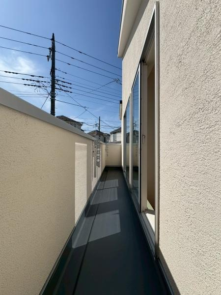 横浜市瀬谷区瀬谷１丁目の新築一戸建のバルコニー|日当たりが良く気持ちのいい空が見渡せるバルコニーです！